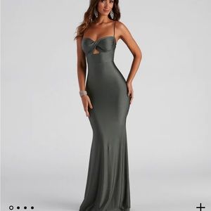 Eliza Sleeveless Formal Mermaid Dress size large